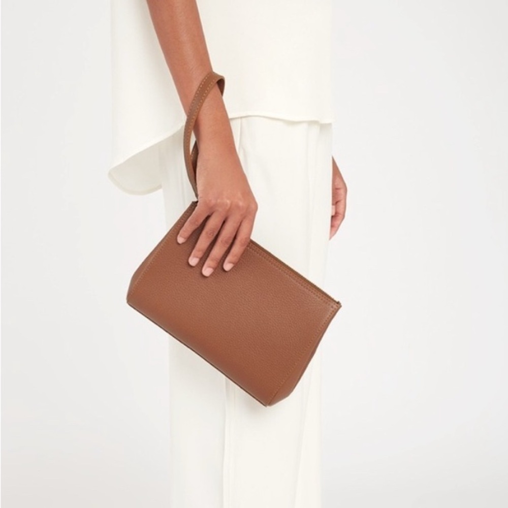 Cuyana Work Clutch